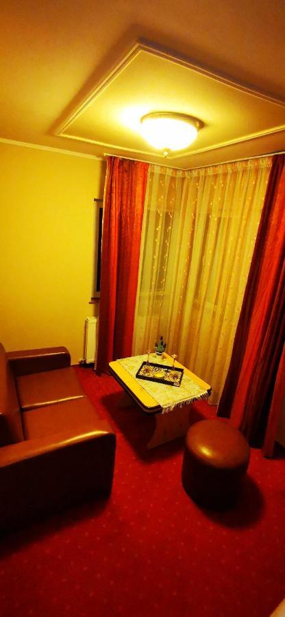 Hotel All Times Timisu de Jos Exterior photo